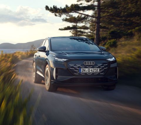 Nuova Audi Q4 Custom Edition 100% Elettrica 480X426